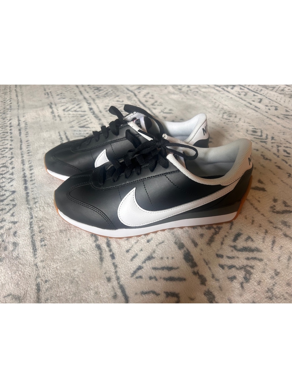 Nike Classic Cortez Leather Black and White Sneakers